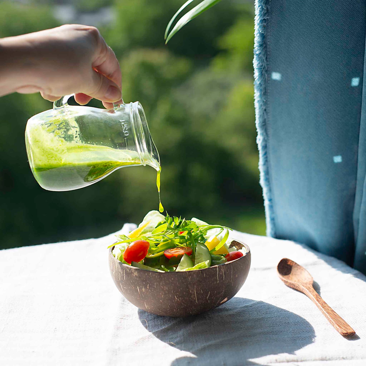 Kokoso dubenėlių rinkinys su maistu – puikus pasirinkimas tvariems pietums