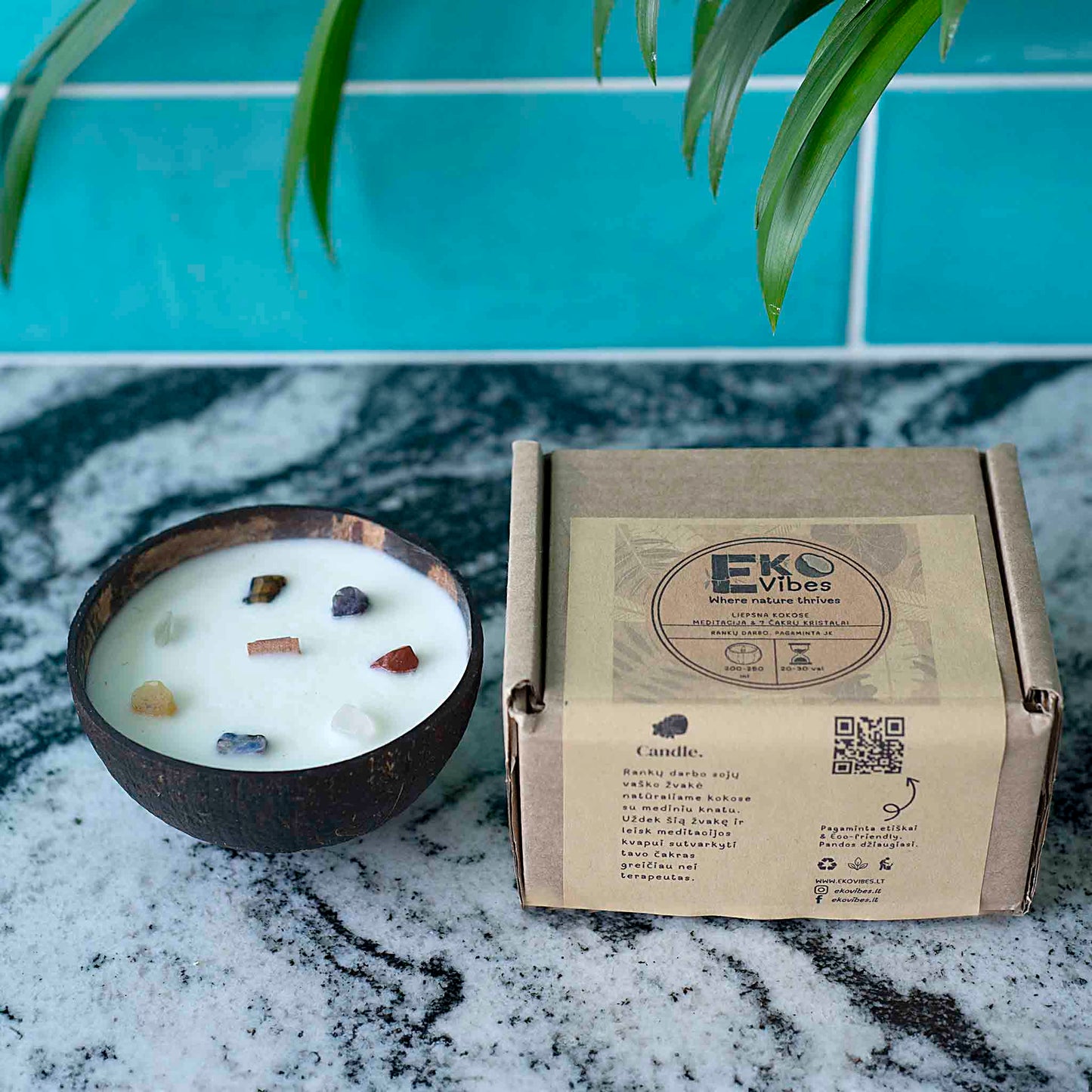 Dovanų rinkinys: žvakė Meditation kvapas su čakrų kristalais su dėžute – rankų darbo