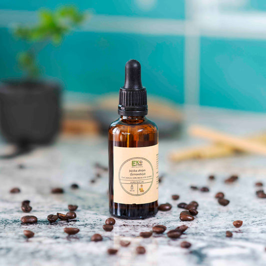 Ekologiškas jojobos aliejus natūralioje aplinkoje – tobulas pasirinkimas odai ir plaukams