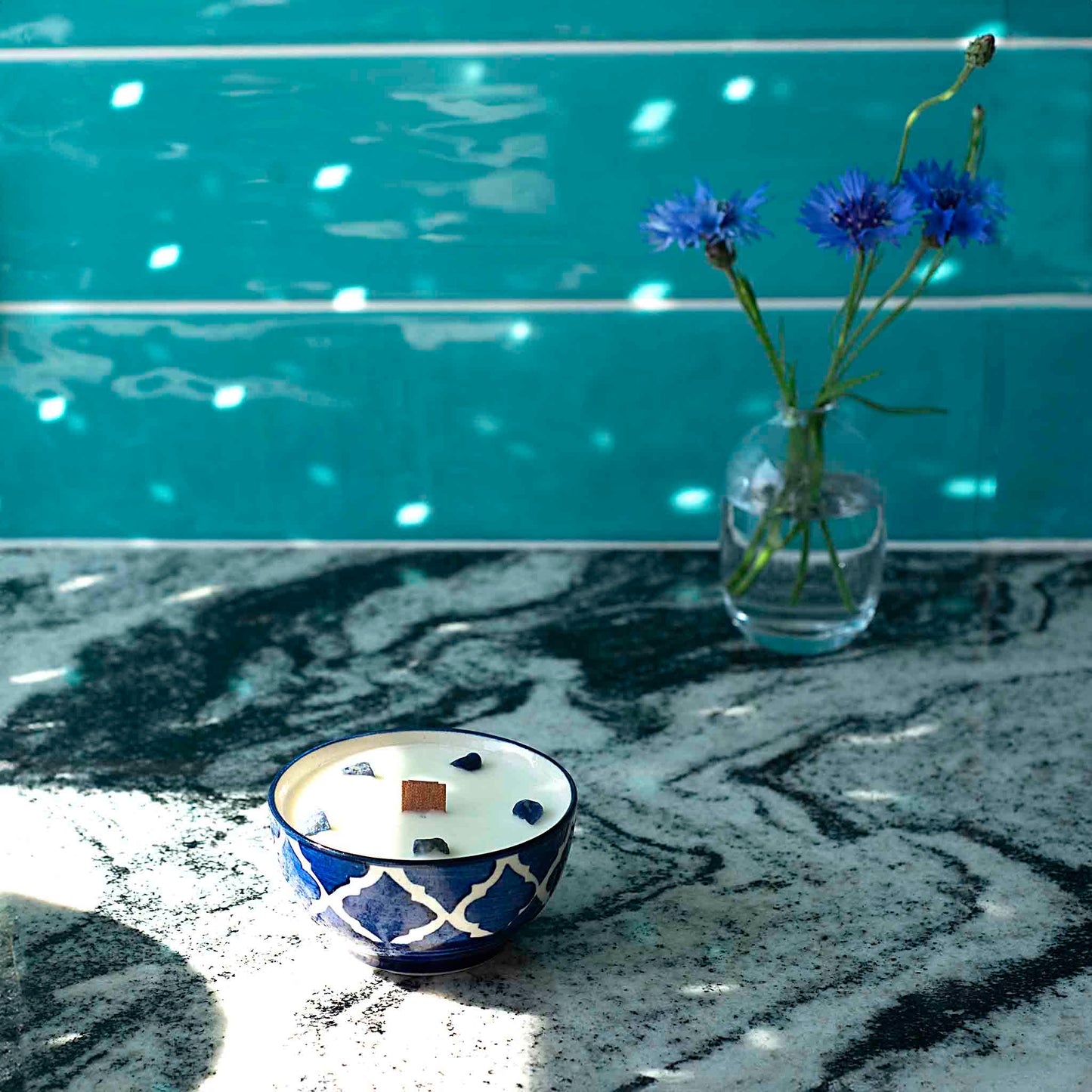 Tvari žvakė iš sojų vaško – Kokoso kvapas su tigro akies kristalais, be plastiko