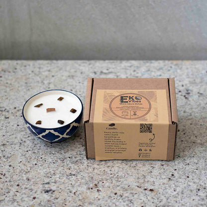 Žvakė Kokoso kvapas su tigro akies kristalais su ekologiška pakuote – EkoVibes